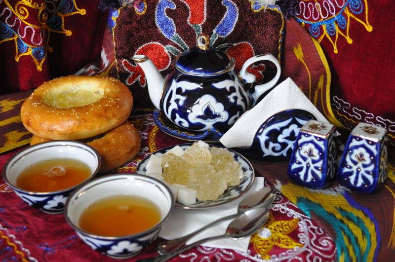 «Чай или кофе?» - Узбекистан стал лидером по чаепитию