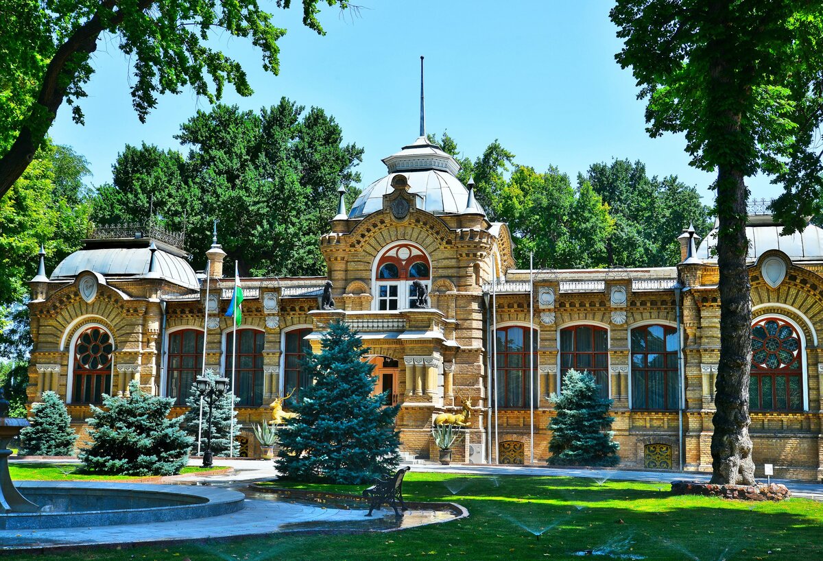 Дворец Великого Князя Николая Константиновича: Имперская Роскошь в Сердце Ташкента