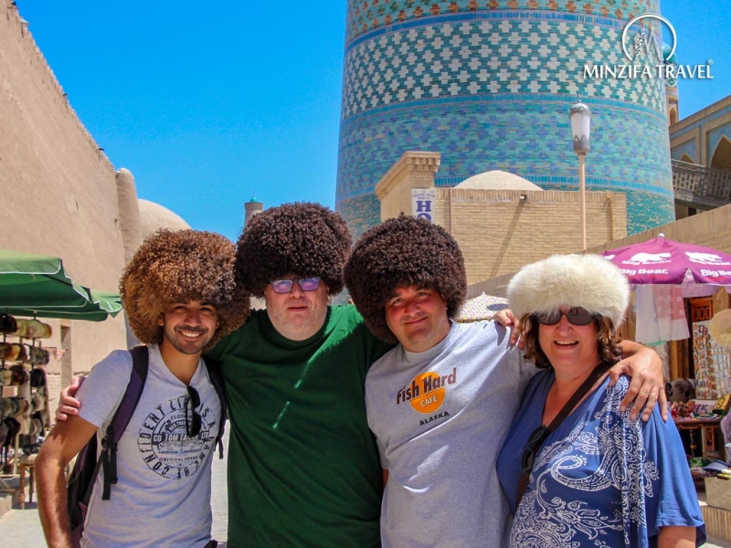 Салом, друзья! Готовимся к весеннему путешествию в Узбекистан: что ждет вас в 11-дневном туре по древним городам?